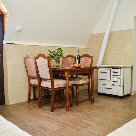 Grandma'S Hut Βίλα Nikšić Εξωτερικό φωτογραφία