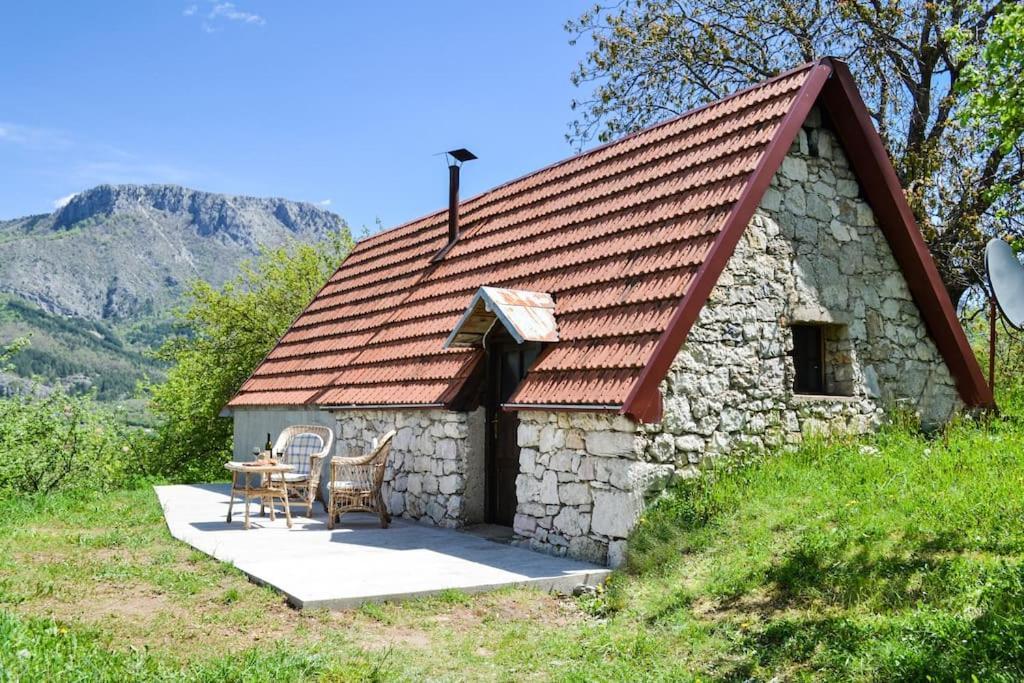 Grandma'S Hut Βίλα Nikšić Εξωτερικό φωτογραφία