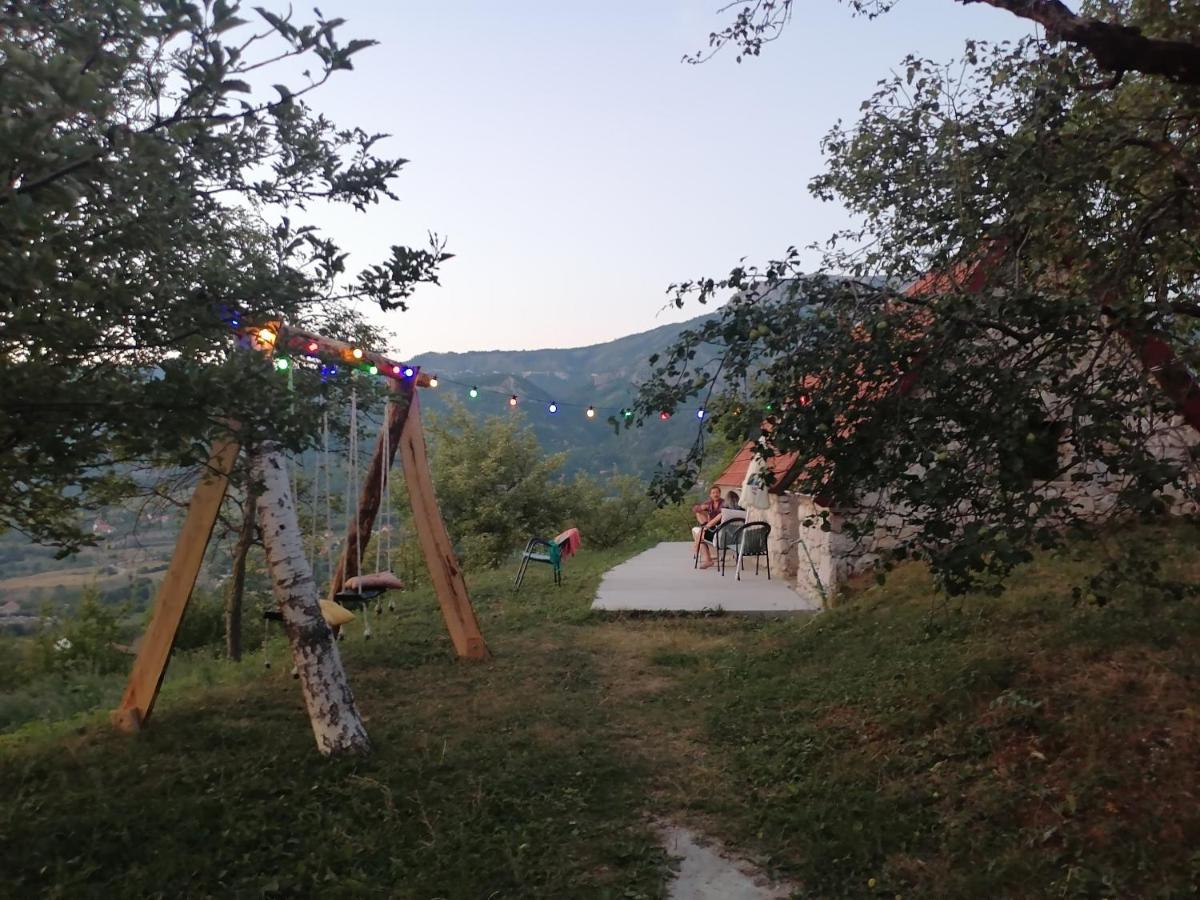 Grandma'S Hut Βίλα Nikšić Εξωτερικό φωτογραφία