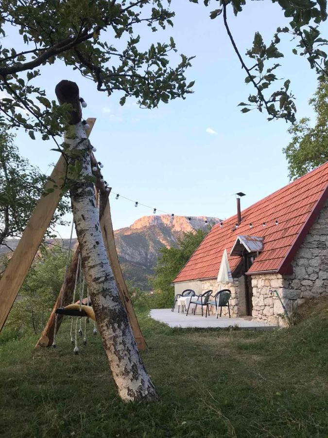 Grandma'S Hut Βίλα Nikšić Εξωτερικό φωτογραφία
